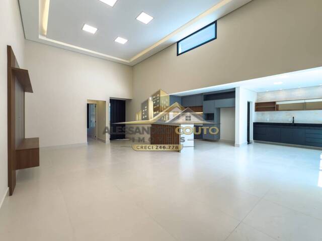 #CA 0002 - Casa em condomínio para Venda em Indaiatuba - SP