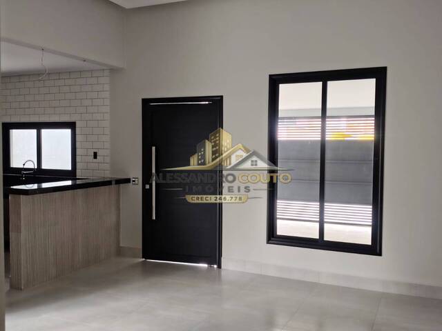 #CA 0005 - Casa para Venda em Indaiatuba - SP