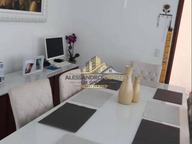 Sobrado para Venda em Indaiatuba - 4